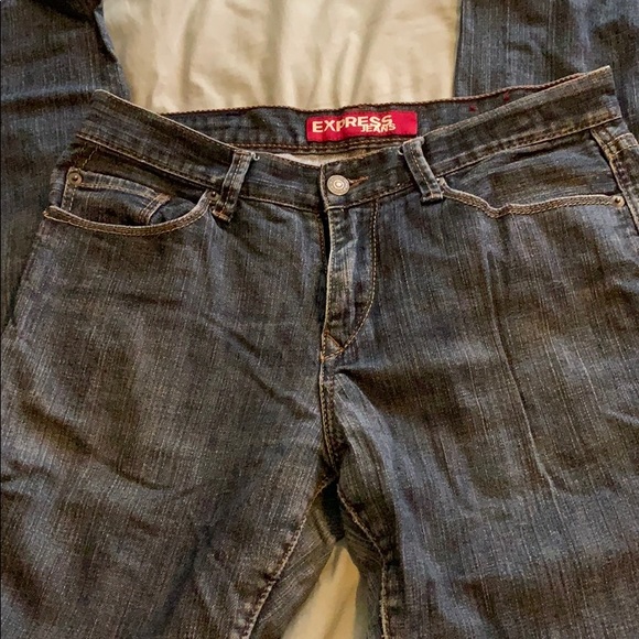 Express Straight Leg Jeans - Picture 3 of 4